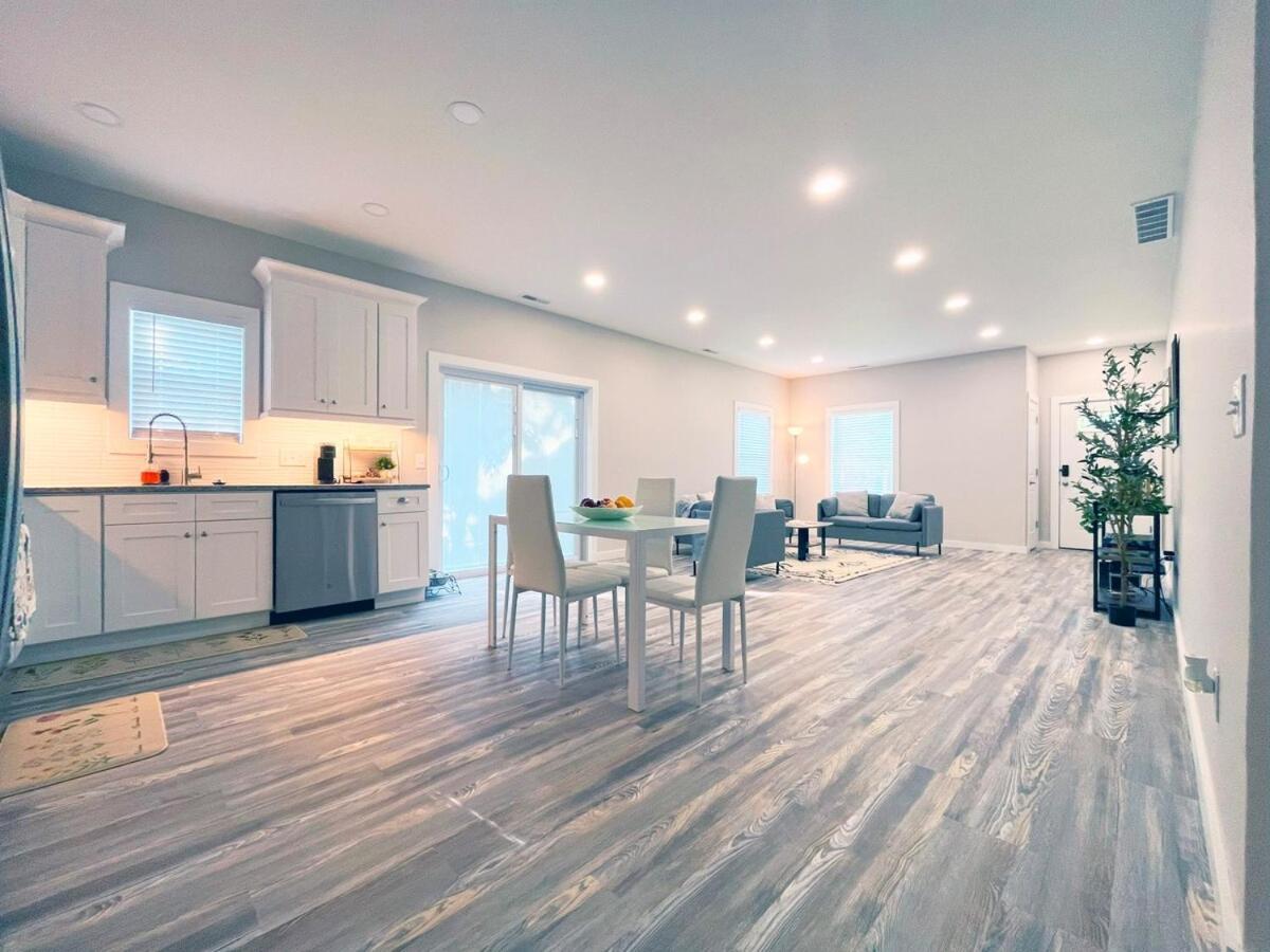 Beautiful Cozy New Build Home - Pet Friendly South Euclid Buitenkant foto